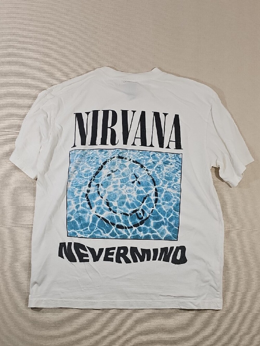 NIRVANA White Short Sleeve Logo Tee - Picture 3 of 3